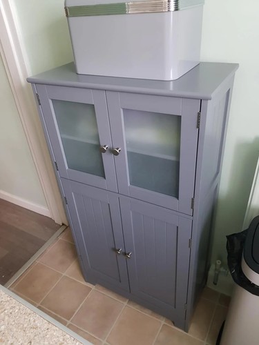 Free standing kitchen pantry - standing,